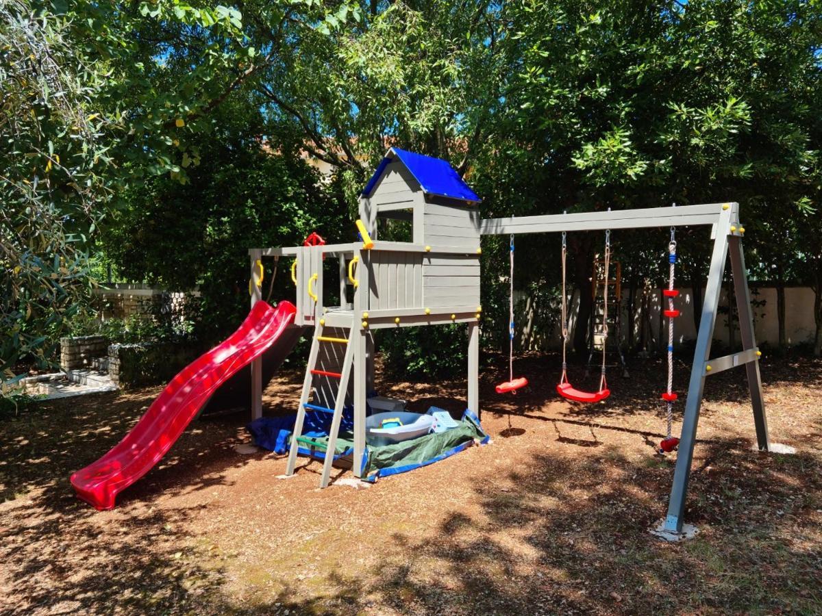 Villa Rosa With Yard And Children'S Playground Тар Экстерьер фото