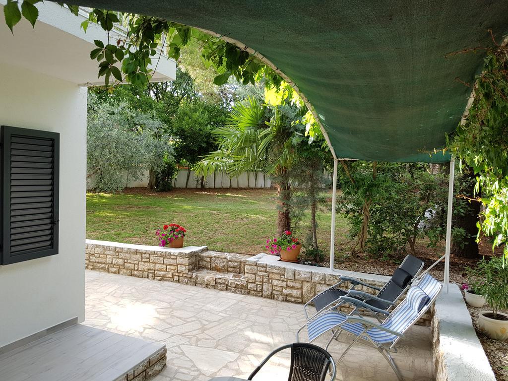 Villa Rosa With Yard And Children'S Playground Тар Экстерьер фото