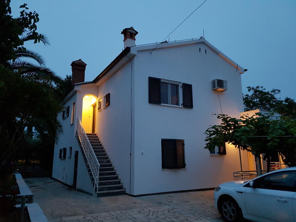 Villa Rosa With Yard And Children'S Playground Тар Экстерьер фото
